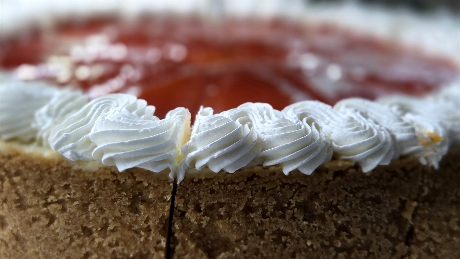 Torta com cobertura